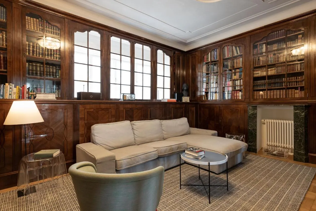 2-Bedroom Apartment With Private Library Vienna