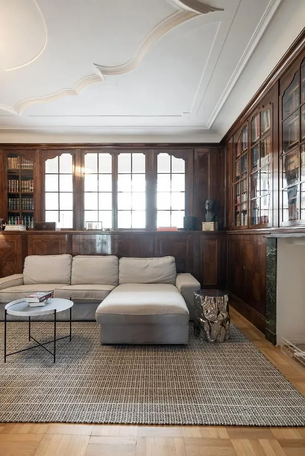 2-Bedroom Apartment With Private Library Vienna