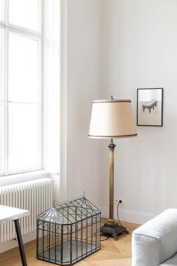 2-Bedroom Apartment With Private Library Vienna